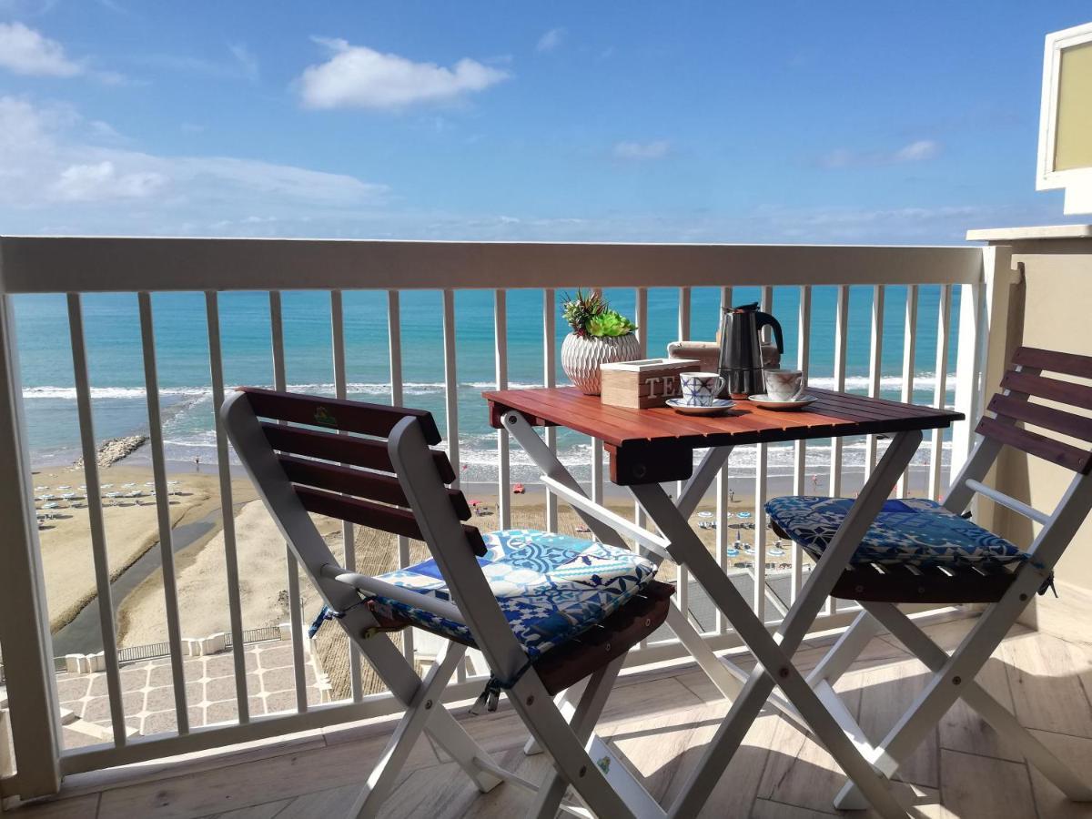 La Terrazza Sul Tirreno Apartamento Nettuno Exterior foto