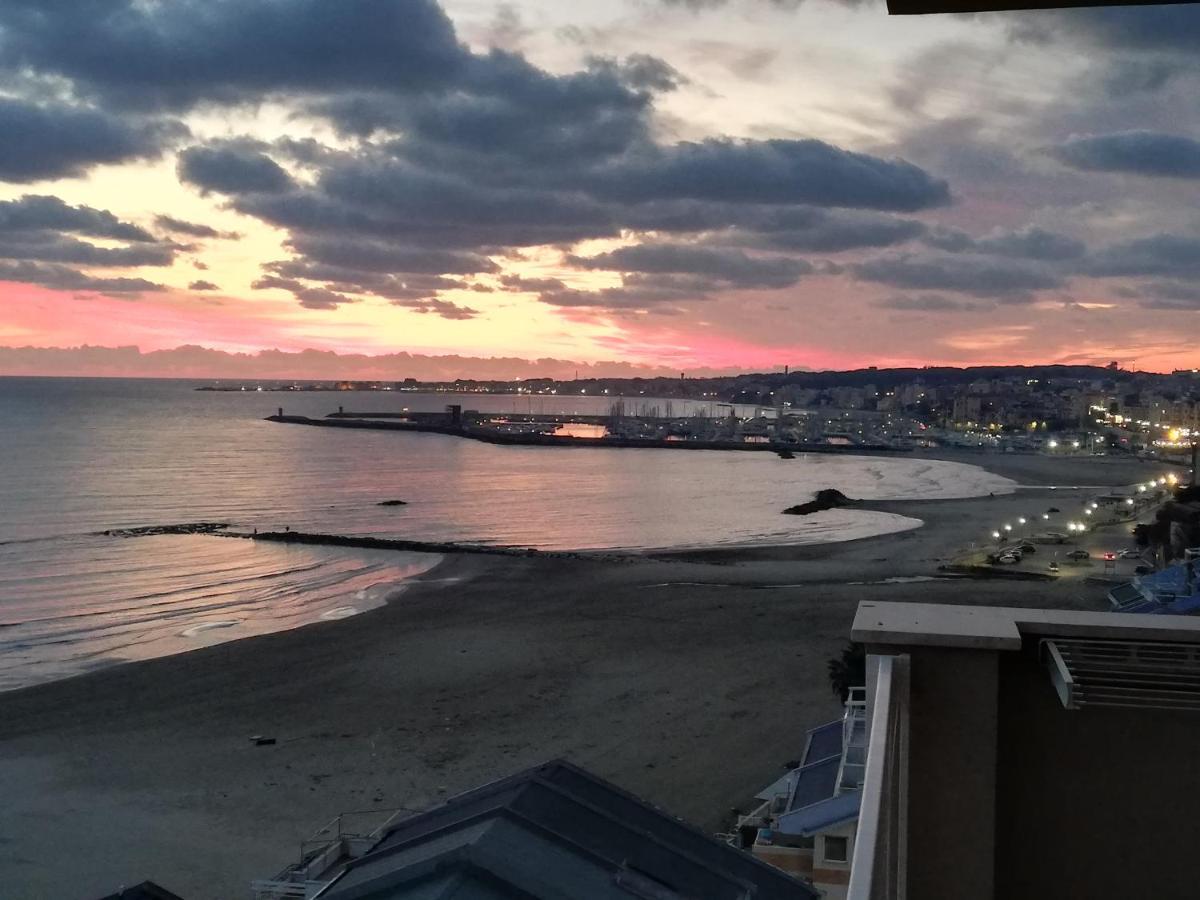 La Terrazza Sul Tirreno Apartamento Nettuno Exterior foto